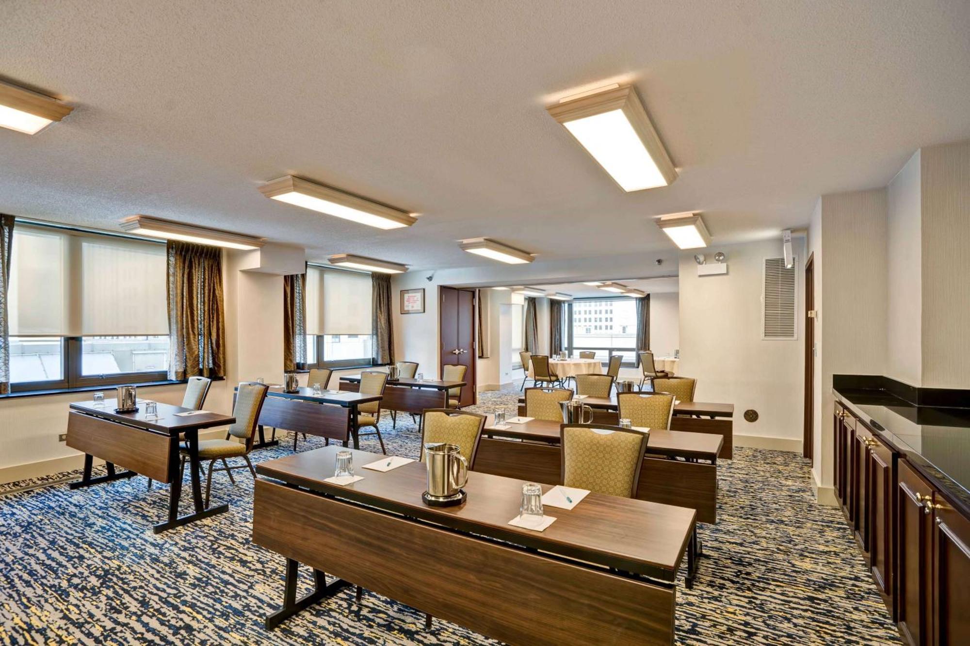 Homewood Suites By Hilton Chicago Downtown Eksteriør billede